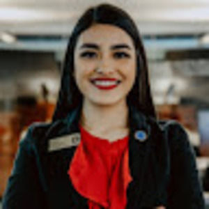 Meet your Posher, Ana nicole